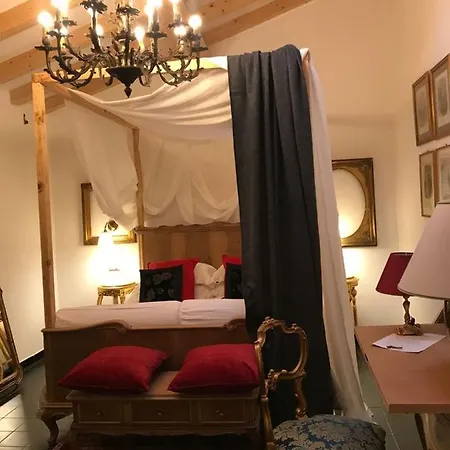 Oda ve Kahvaltı Sanctus Syrus 2 4*