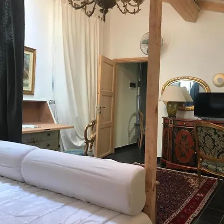 Sanctus Syrus 2 Oda ve Kahvaltı