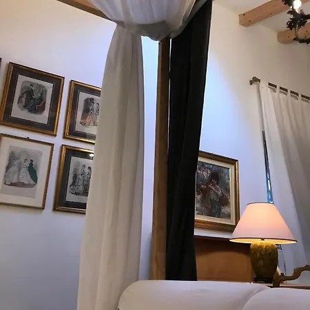 Sanctus Syrus 2 Oda ve Kahvaltı Albenga