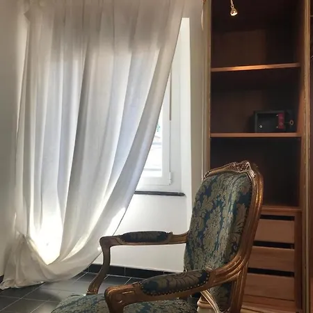 Oda ve Kahvaltı Sanctus Syrus 2 4*