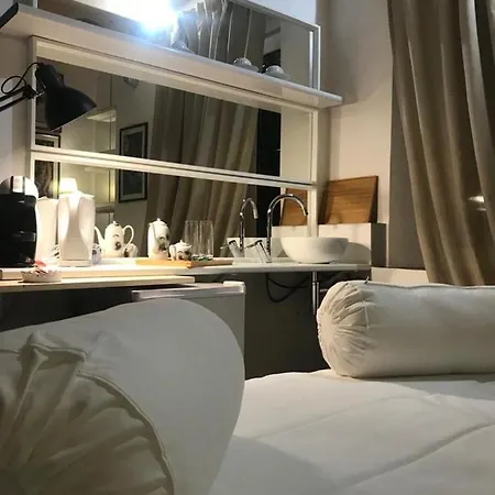 Sanctus Syrus 2 Oda ve Kahvaltı 4*