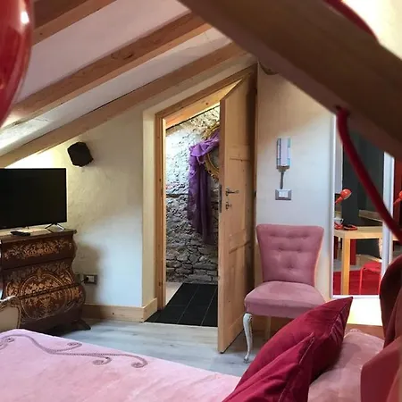 Sanctus Syrus 2 ベッド・アンド・ブレックファスト