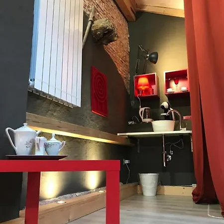 Oda ve Kahvaltı Sanctus Syrus 2 4*