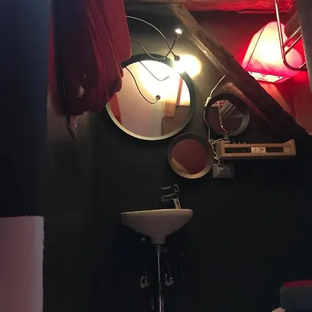 Oda ve Kahvaltı Sanctus Syrus 2 Albenga