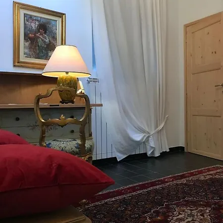 Sanctus Syrus 2 Bed & Breakfast *
