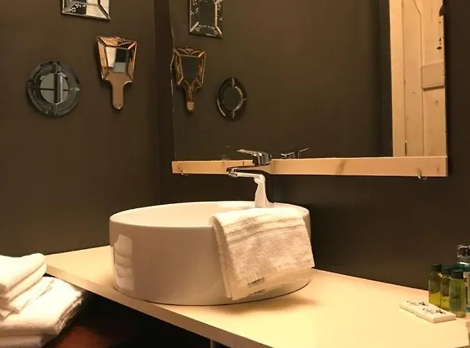 Sanctus Syrus 2 Bed & Breakfast