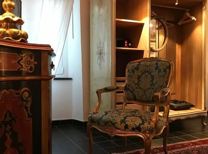 Sanctus Syrus 2 Bed and breakfast Albenga