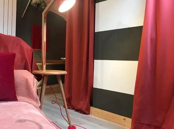 Sanctus Syrus 2 Bed & Breakfast 4*